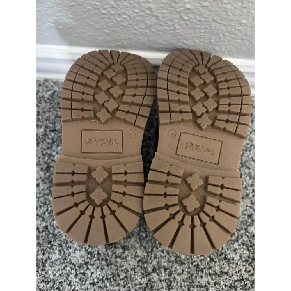 ❤️Old Navy Toddler Chelsea Boots Sz8
